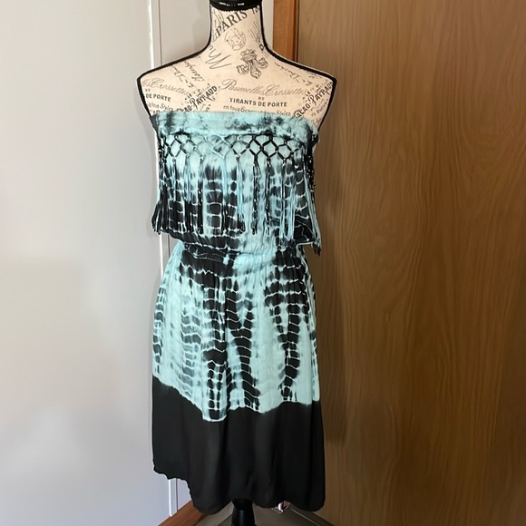 Beach By Exist Other - EUC, Beach-2-Bar